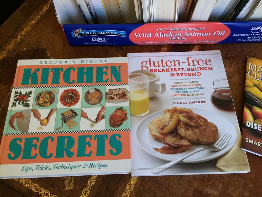 Cookbook Lot [Photo 2]