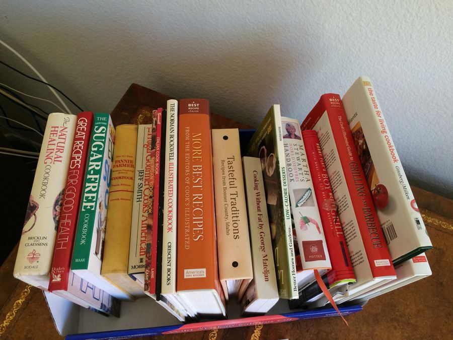Cookbook Lot [Photo 3]