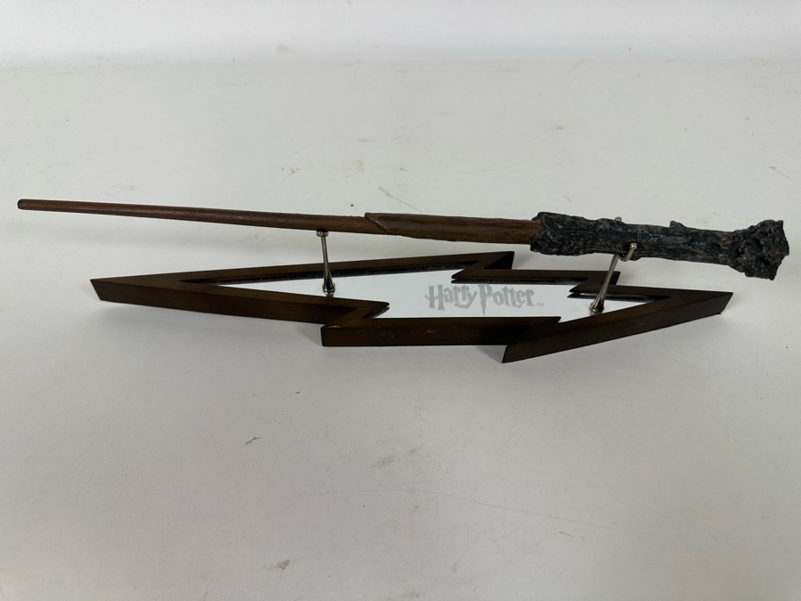 Harry Potter Movie Wand 14L And Harry Potter 1 Crown Coin [Photo 9]