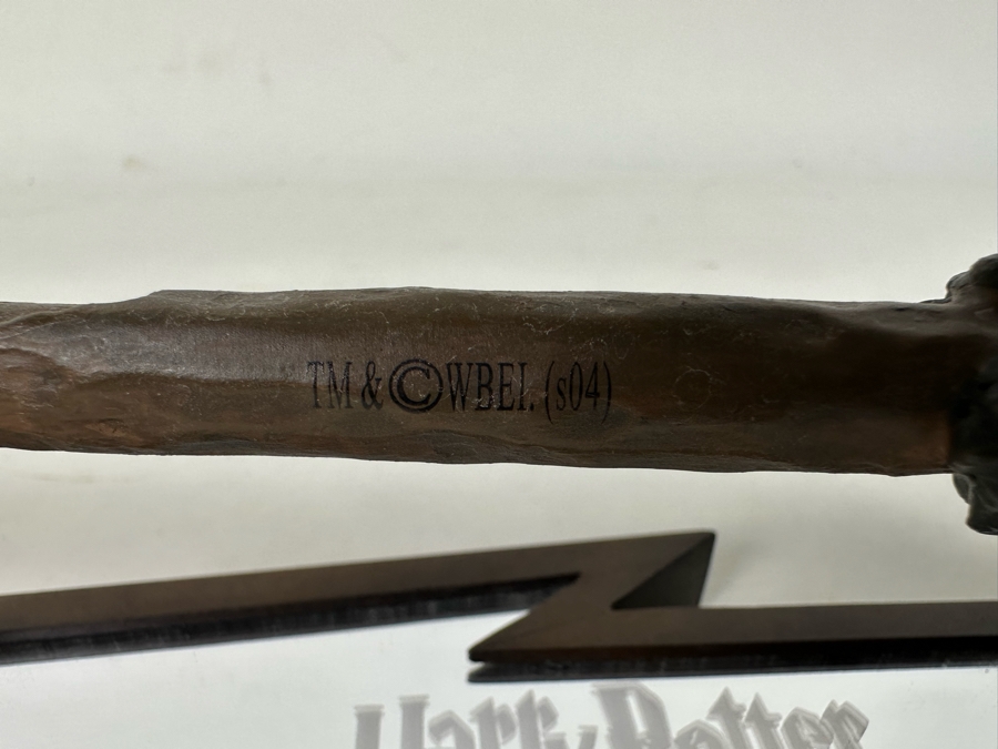 Harry Potter Movie Wand 14L And Harry Potter 1 Crown Coin [Photo 14]