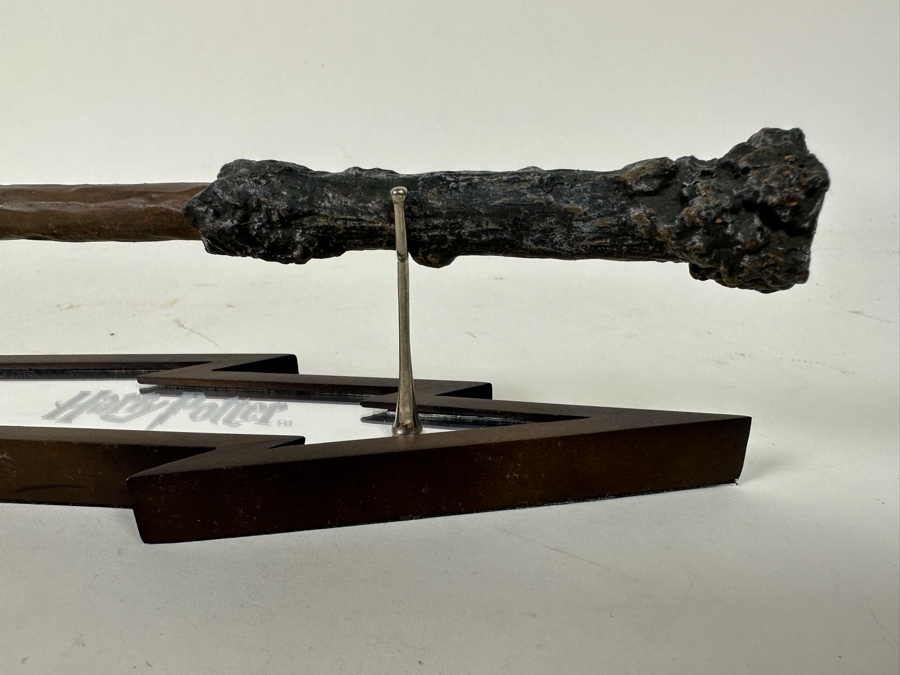 Harry Potter Movie Wand 14L And Harry Potter 1 Crown Coin [Photo 13]