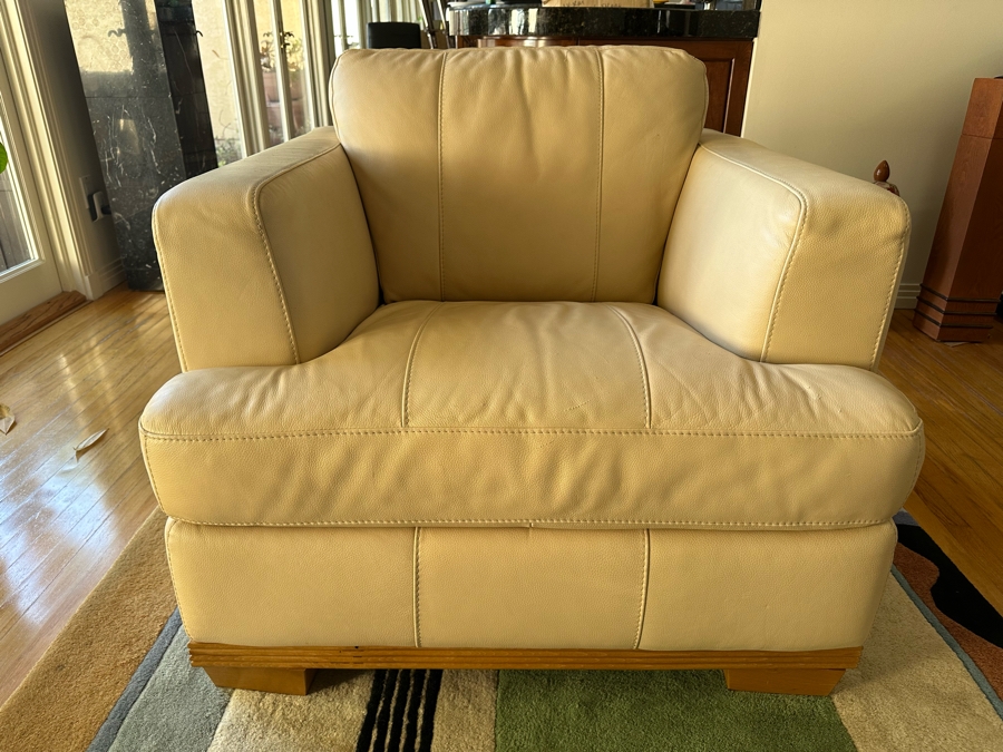 Pair Of Italian Leather Armchairs [Photo 14]