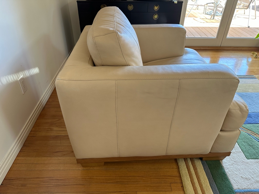 Pair Of Italian Leather Armchairs [Photo 7]