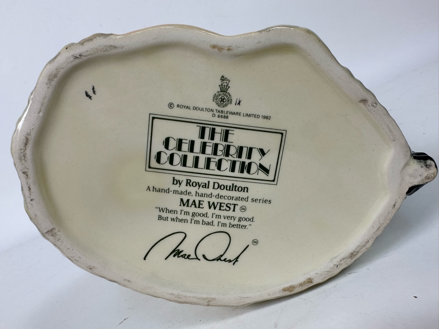 Royal Doulton The Celebrity Collection Character Jug Of Mae West 1982 D 6688 7.5H [Photo 9]