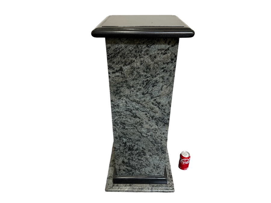 Marble Pedestal Stand 15W x 15D x 37H [Photo 1]