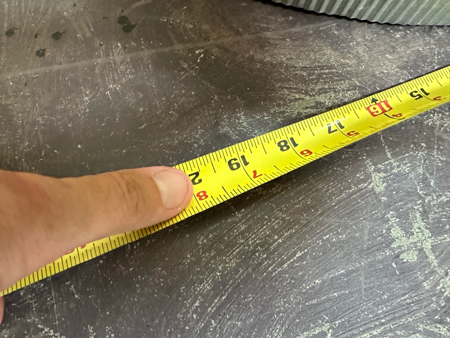 Art Deco Mirrored Corner Etagere Display Shelving [Photo 14]