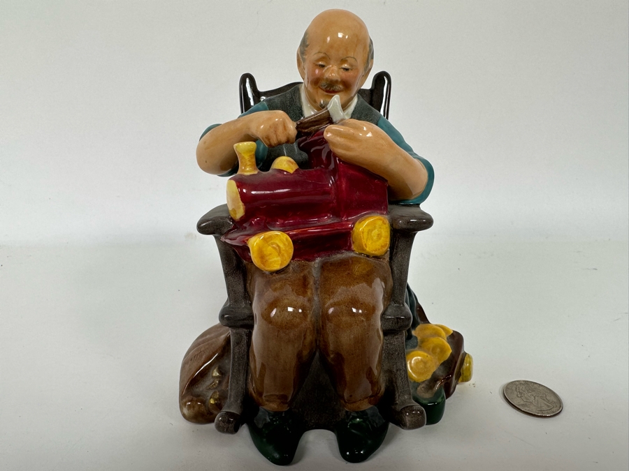 Vintage 1958 Royal Doulton The Toymaker Figurine HN2250 6.5H [Photo 2]