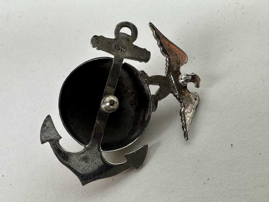 Vintage United States Marine Corps USMC Collar Insignia Pins, Buttons And Epaulettes (The Two Pins On The Epaulettes Are Sterling Silver / The 3 Pins In Middle Are Sterling Silver & 10K Gold) Hilborn - Hamburger Set - See Photos [Photo 19]