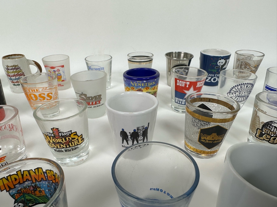 Collection Of Themed Shot Glasses Mainly From Various Amusement Parks / Roller Coasters - See Photos 47+ Shot Glasses [Photo 16]