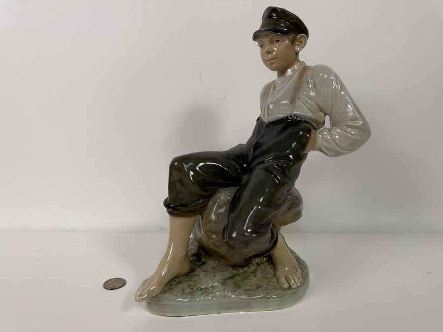 Royal Copenhagen Denmark Porcelain Figurine Shepherd Boy On Rock 1659 6.5W X 8D X 12H Estimate $350 [Photo 5]