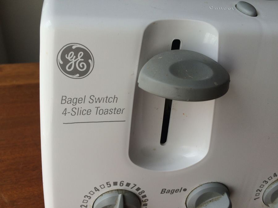 GE Toaster [Photo 2]