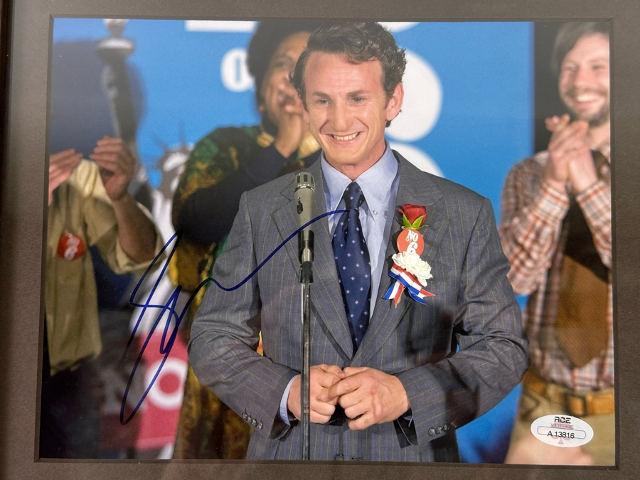 Signed Sean Penn 8 X 10 Photograph Framed With Authentication 12 X 10.5 [Photo 3]