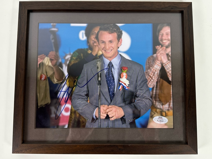Signed Sean Penn 8 X 10 Photograph Framed With Authentication 12 X 10.5 [Photo 2]