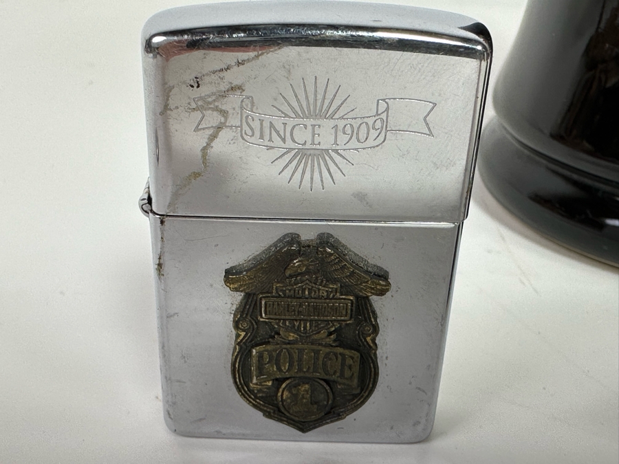 Vintage Harley-Davidson Motorcycles Polic Zippo Lighter, Wooden Smoking Pipe And Harley-Davidson Coffee Mug [Photo 3]