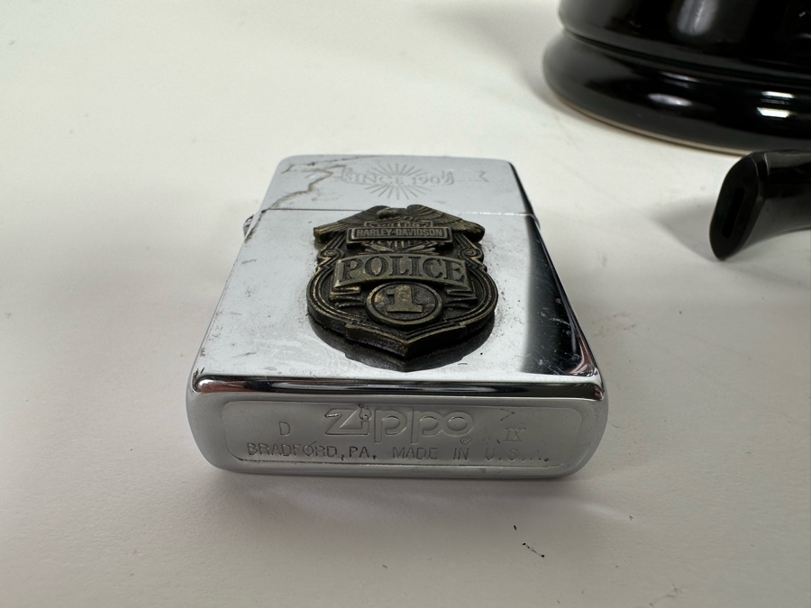 Vintage Harley-Davidson Motorcycles Polic Zippo Lighter, Wooden Smoking Pipe And Harley-Davidson Coffee Mug [Photo 5]