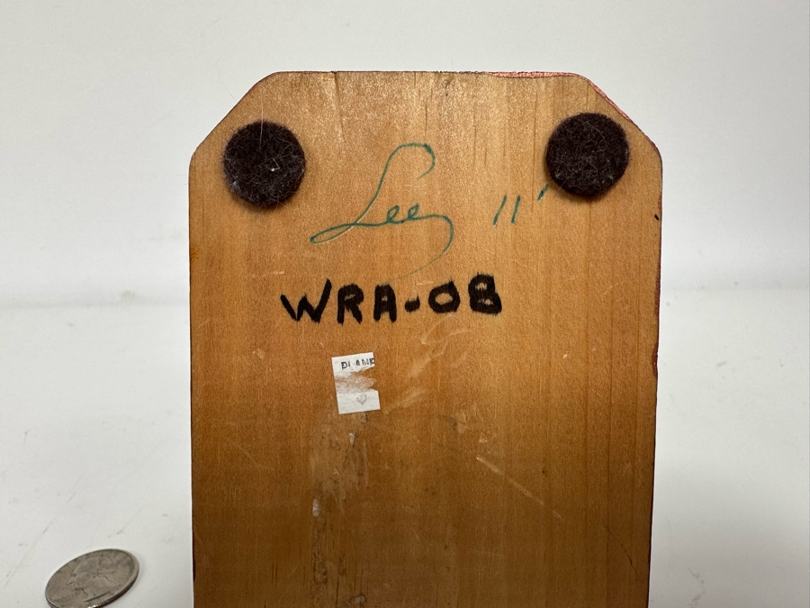 Carved Wooden Bear Sculpture Signed Lee 2011 5W X 4H [Photo 8]