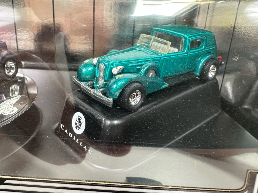 Limited Edition Hot Wheels American Classics Cars New In Box Plus Hot Wheels Red Line Classic Cord & Two Hot Wheels Cars [Photo 9]