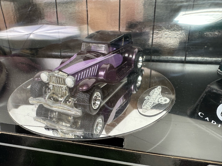 Limited Edition Hot Wheels American Classics Cars New In Box Plus Hot Wheels Red Line Classic Cord & Two Hot Wheels Cars [Photo 7]