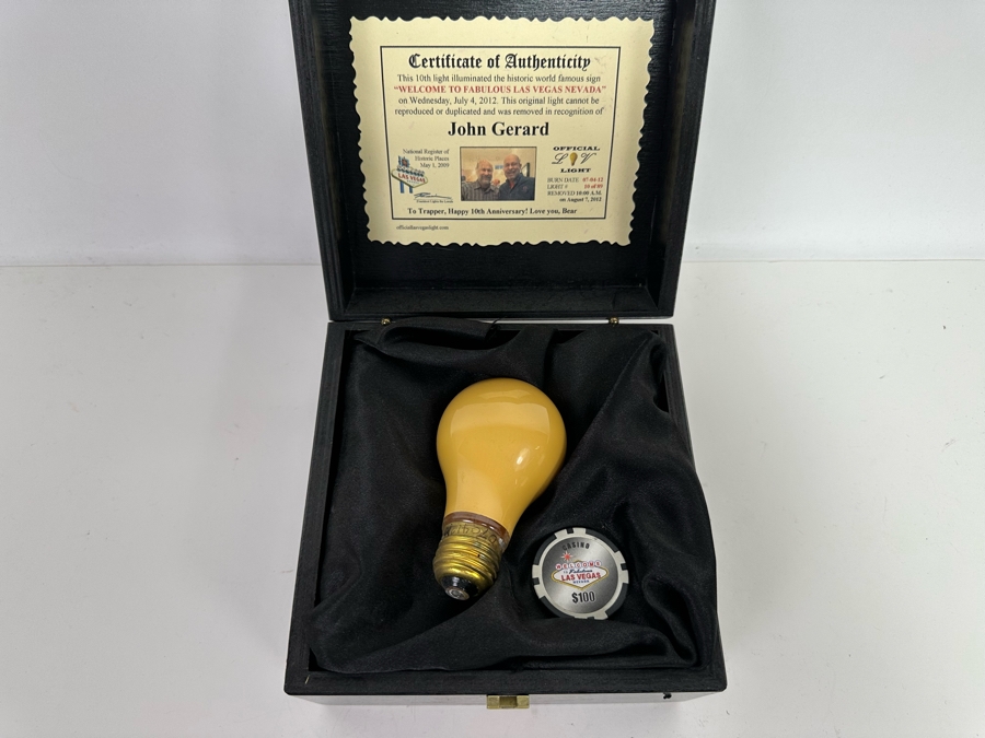 Light Bulb That Illuminated The Historic World Famous Sign 'Welcome To Fabulous Las Vegas Nevada' On Wednesday, July 4, 2012 Limited Edition 10 of 89 With Cert And Presentation Box [Photo 7]