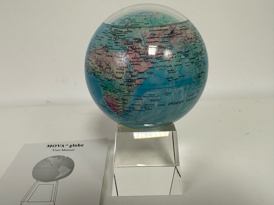 Mova Globe With Stand 7.5H [Photo 4]