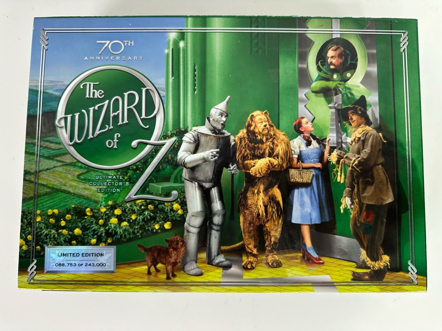 Limited Edition The 70th Anniversary Of The Wizard Of Oz Ultimate Collector's Edition With Book And Watch [Photo 4]