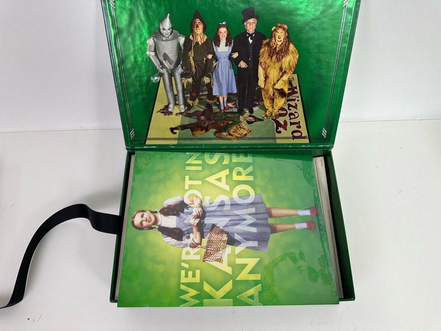 Limited Edition The 70th Anniversary Of The Wizard Of Oz Ultimate Collector's Edition With Book And Watch [Photo 8]