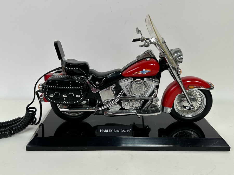 Vintage Harley-Davidson Motorcycle Phone [Photo 2]