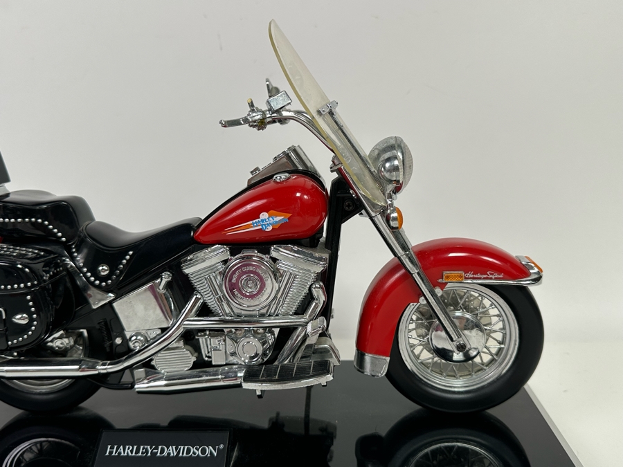 Vintage Harley-Davidson Motorcycle Phone [Photo 5]