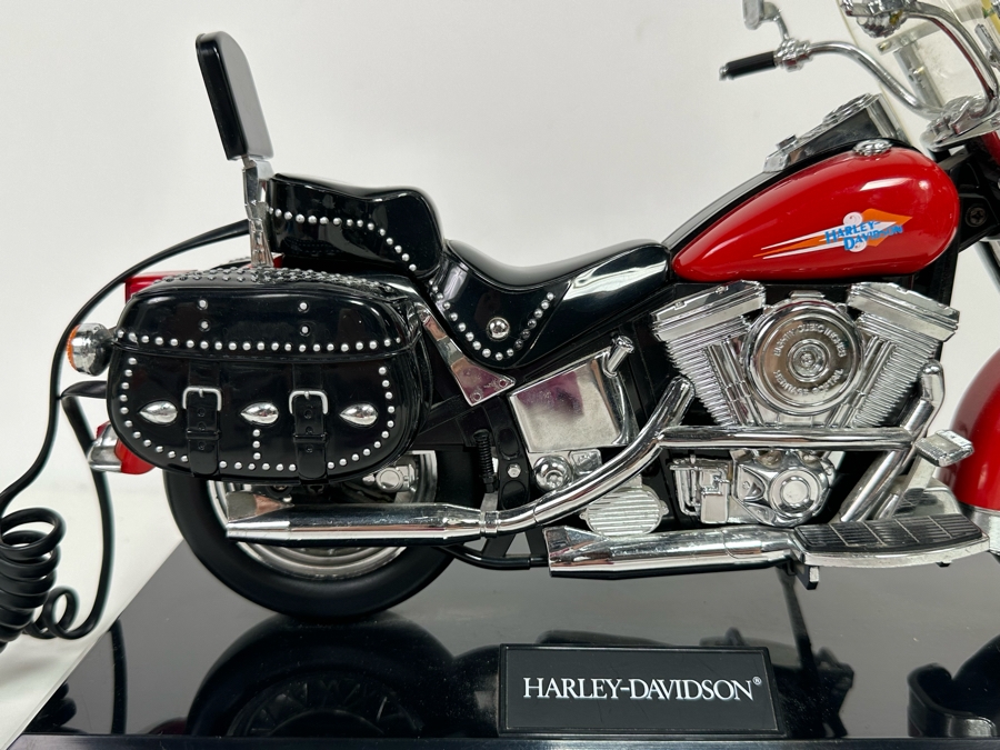Vintage Harley-Davidson Motorcycle Phone [Photo 4]