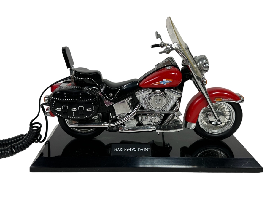 Vintage Harley-Davidson Motorcycle Phone [Photo 1]