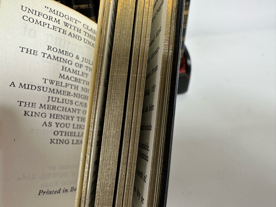 'Midget' Classics Book Set Published By Burgess & Bowes, Ltd London England 8W X 3D X 5H [Photo 8]