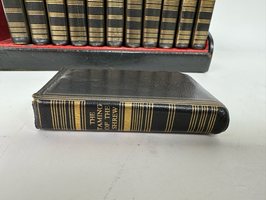 'Midget' Classics Book Set Published By Burgess & Bowes, Ltd London England 8W X 3D X 5H [Photo 5]