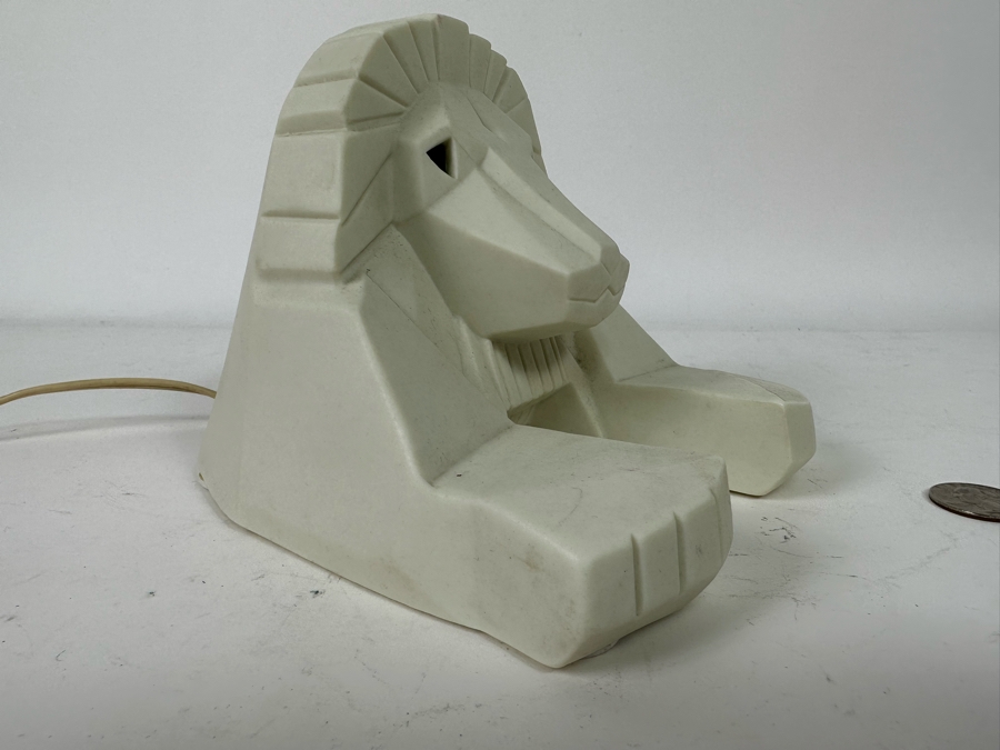 MGM Grand Hotel Lion Light 5H [Photo 4]