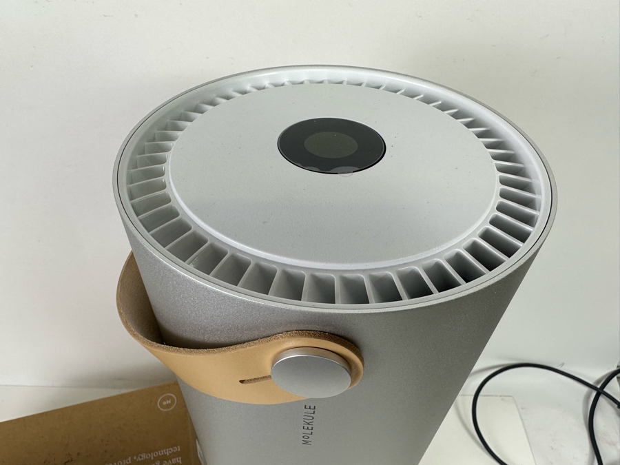 Molekule Air Purifier MH1-CCC With New Replacement Filter Retails $1,000+ [Photo 7]