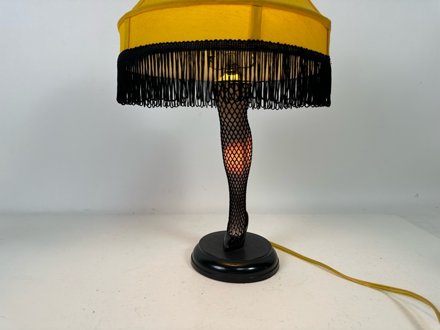 Christmas Story Leg Lamp 18H [Photo 6]