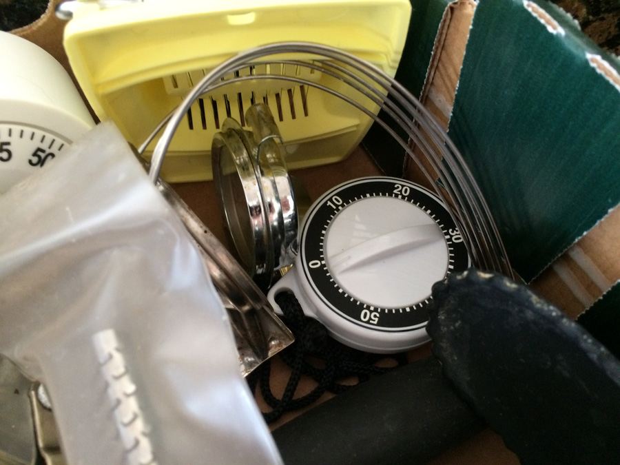 Kitchen Utensil Lot [Photo 14]