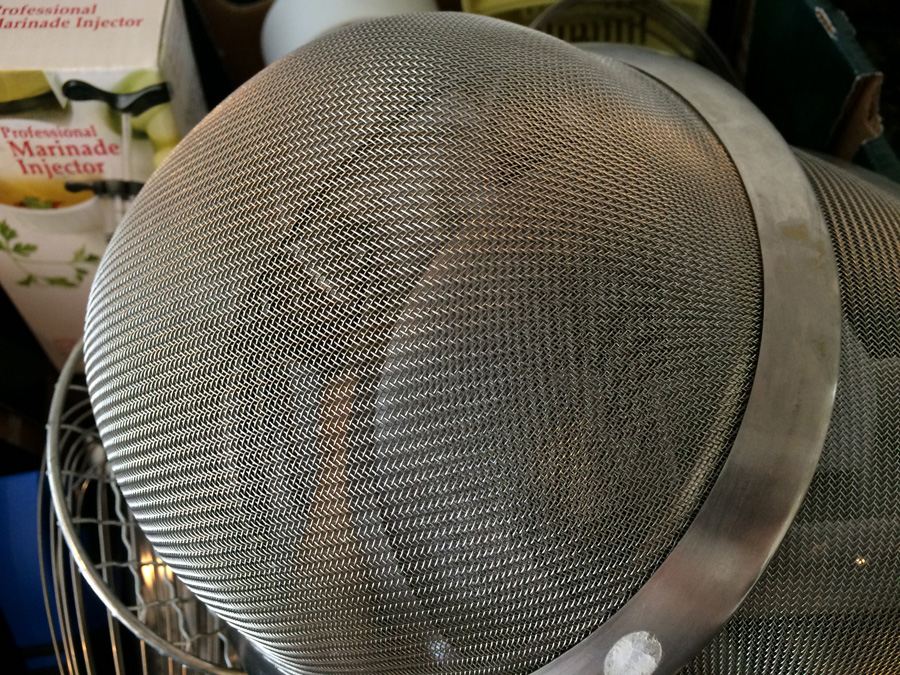 Kitchen Utensil Lot [Photo 4]