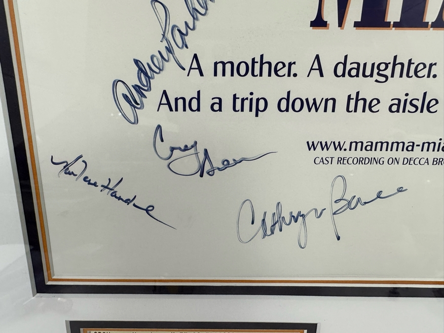 Mamma Mia! Musical Poster Autographed By Cast Members Framed 20.5 X 35 [Photo 17]