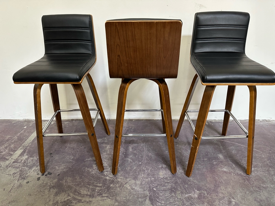 Set Of Three Barstools By Armen Living 29'H Seat Height [Photo 6]