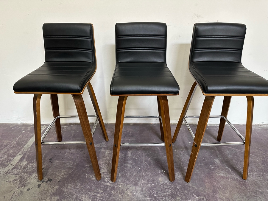 Set Of Three Barstools By Armen Living 29'H Seat Height [Photo 4]