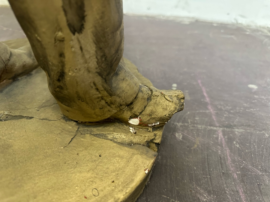 Abraham Lincoln Gold Tone Plaster Statue 34'H [Photo 14]