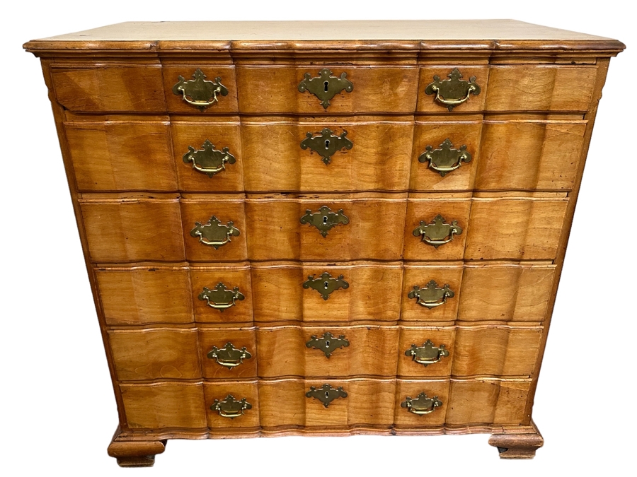 Stunning Antique Handmade 6-Drawer Chest Of Drawers Dresser With Brass Hardware (Left Corner Of Top Drawer Has Chip) 46W X 25D X 44.5H