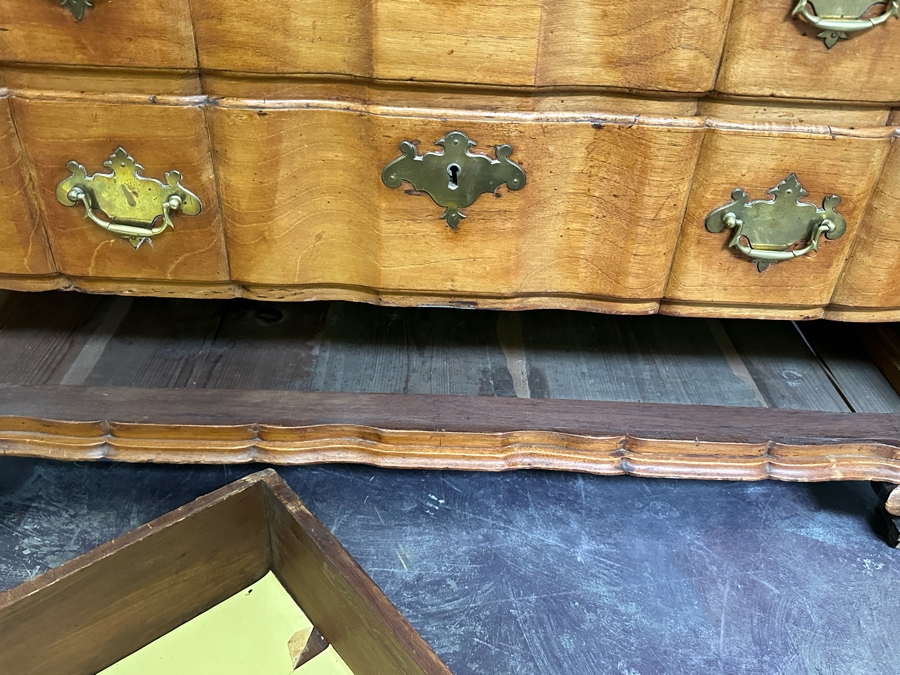 Stunning Antique Handmade 6-Drawer Chest Of Drawers Dresser With Brass Hardware (Left Corner Of Top Drawer Has Chip) 46W X 25D X 44.5H [Photo 19]