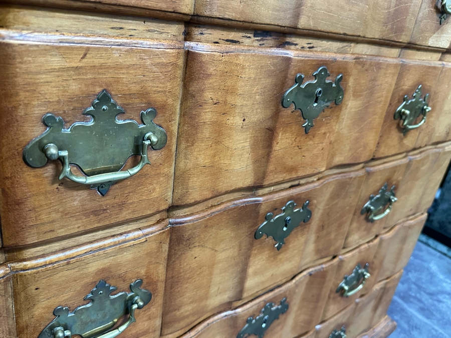 Stunning Antique Handmade 6Drawer Chest Of Drawers Dresser With Brass