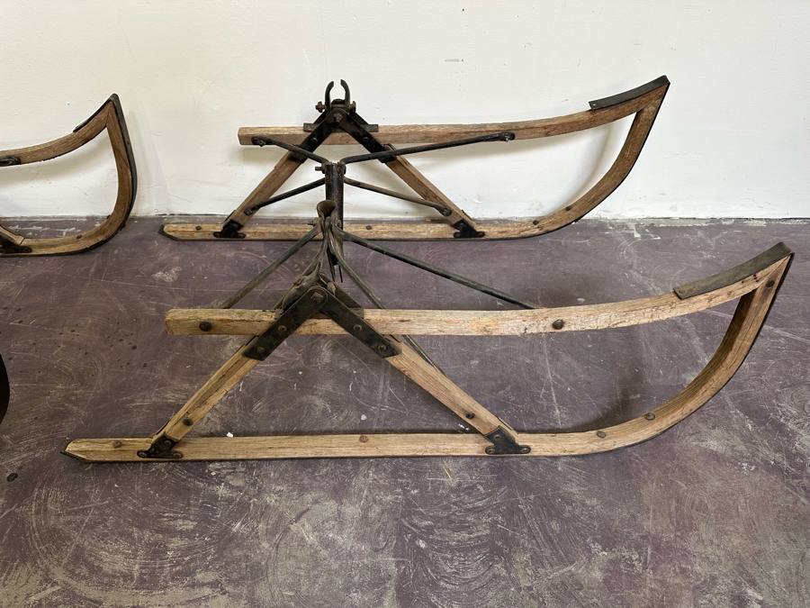 Antique Sleigh Runners That Go On A Horse Drawn Buggy [Photo 4]