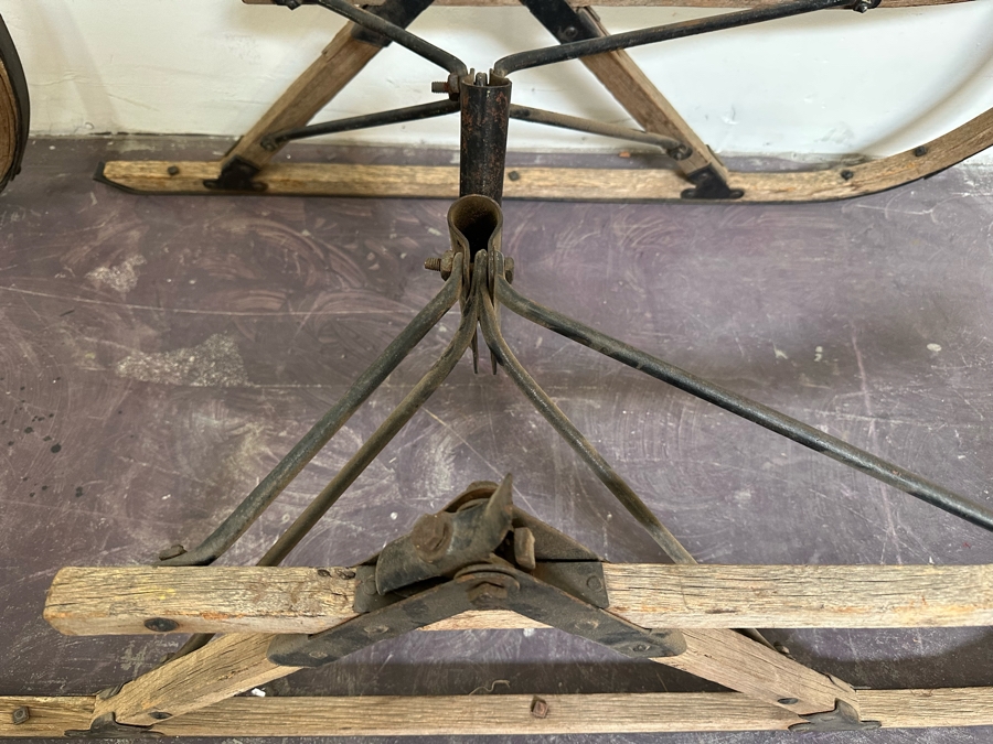 Antique Sleigh Runners That Go On A Horse Drawn Buggy [Photo 6]