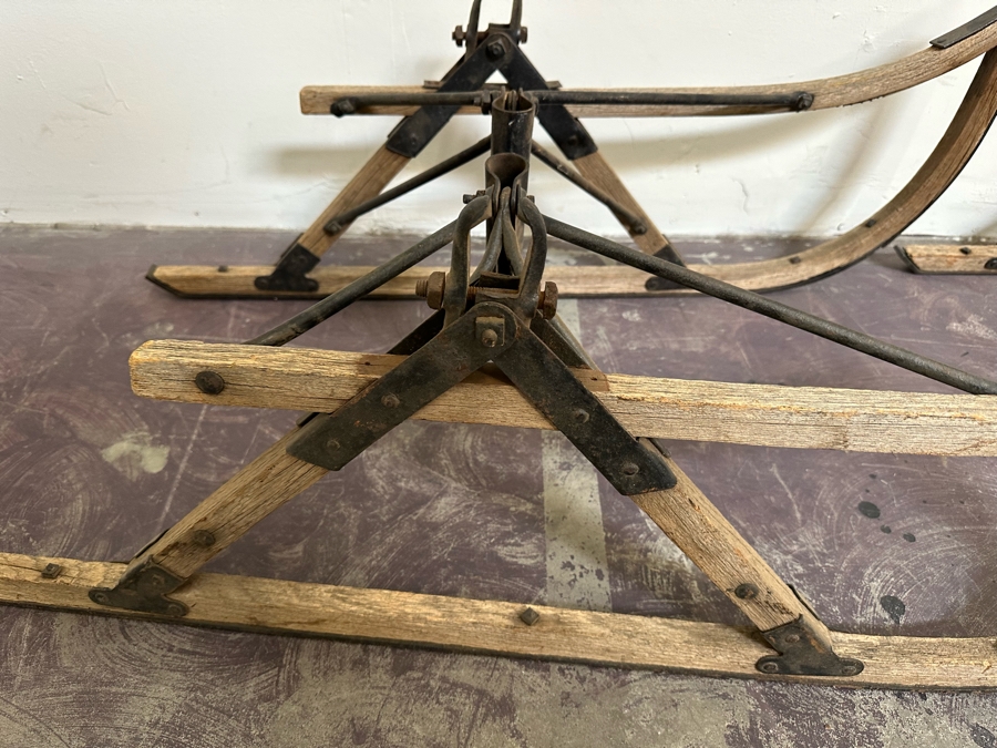 Antique Sleigh Runners That Go On A Horse Drawn Buggy [Photo 9]