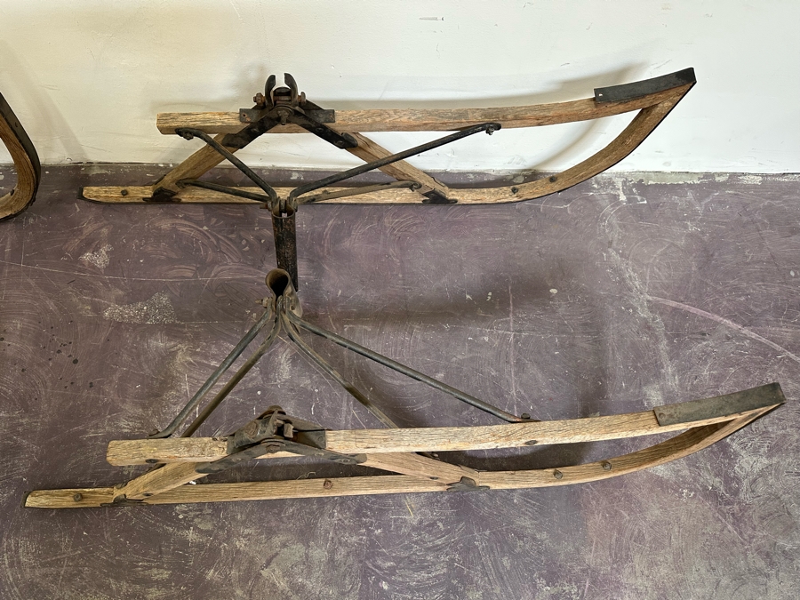Antique Sleigh Runners That Go On A Horse Drawn Buggy [Photo 7]