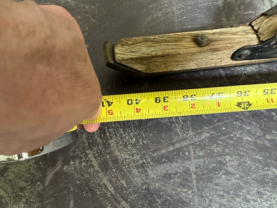 Antique Sleigh Runners That Go On A Horse Drawn Buggy [Photo 13]