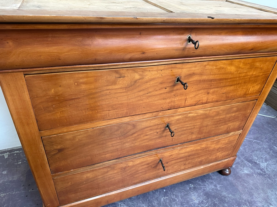 Antique Wooden 4-Drawer Chest Of Drawers Dresser With Lockable Drawers / Skeleton Keys Missing Marble Top 46W X 20D X 38H [Photo 9]